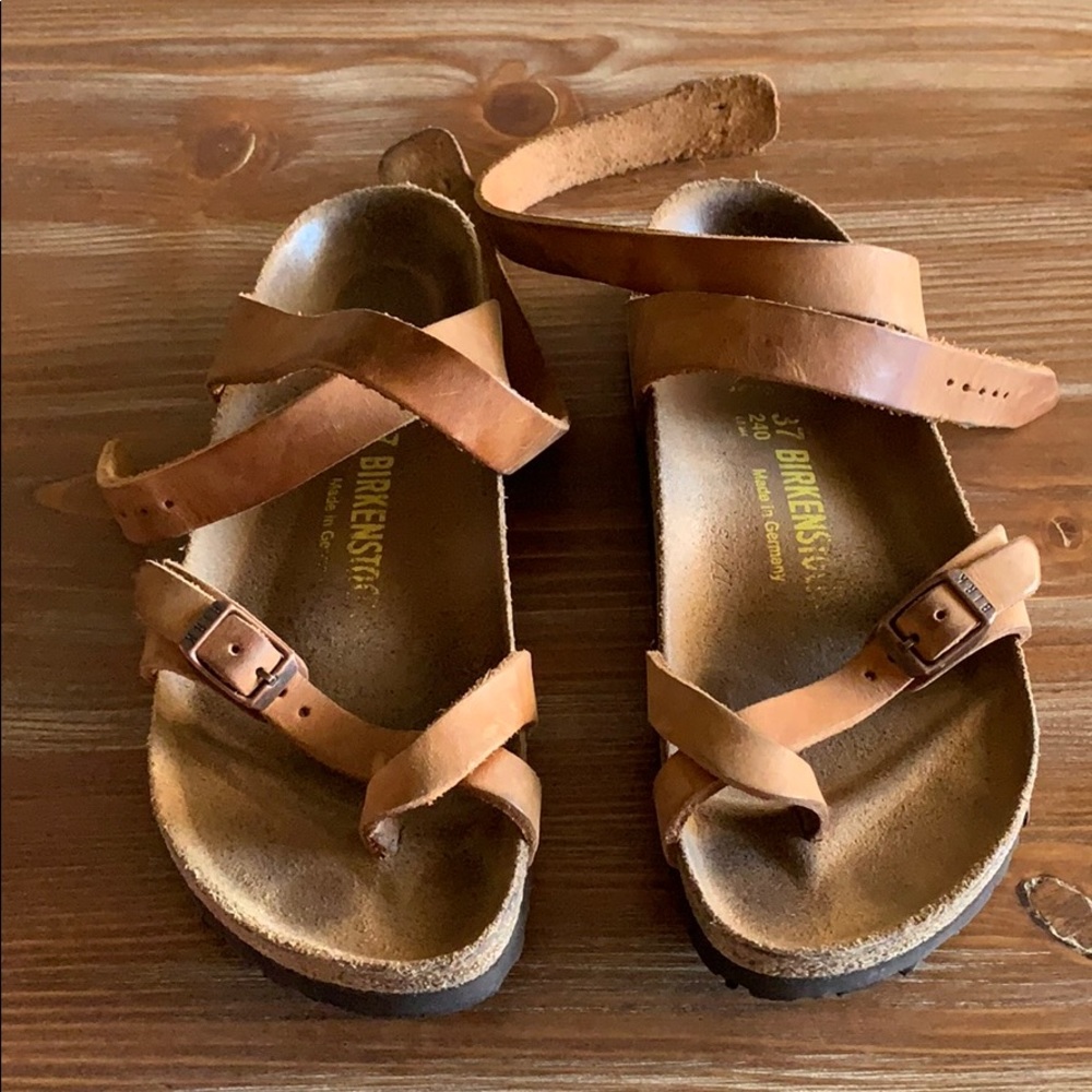 Birkenstock Yara sandal